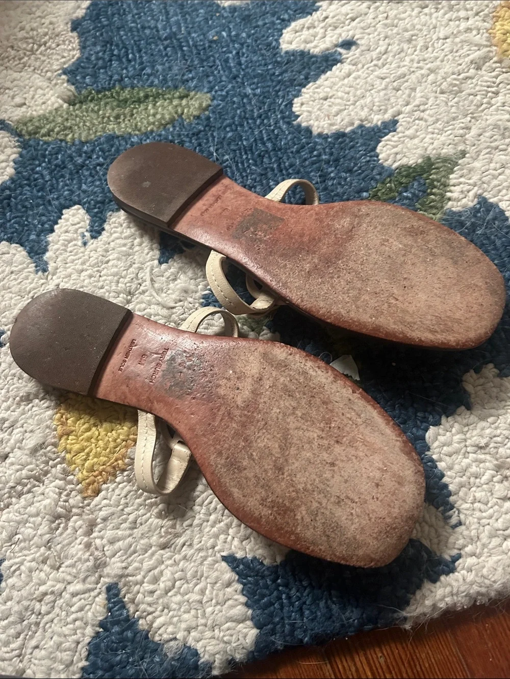 Tory Burch classic tory